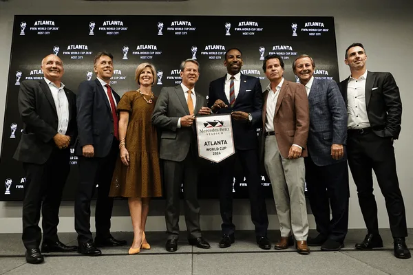 體育賽事涉及主辦國的政治與社會